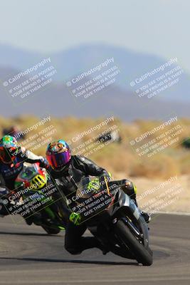 media/Oct-08-2022-SoCal Trackdays (Sat) [[1fc3beec89]]/Turn 16 (125pm)/